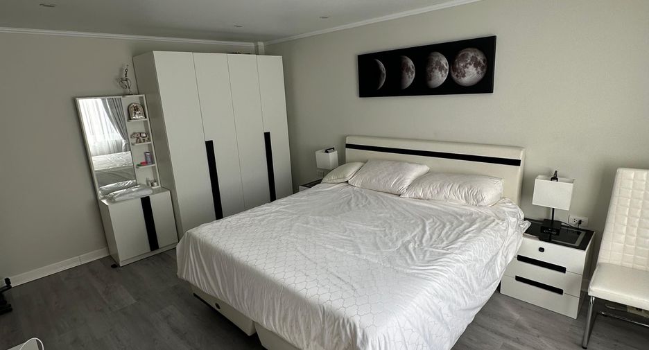 For sale 2 bedrooms apartment in Mueang Phuket, Phuket