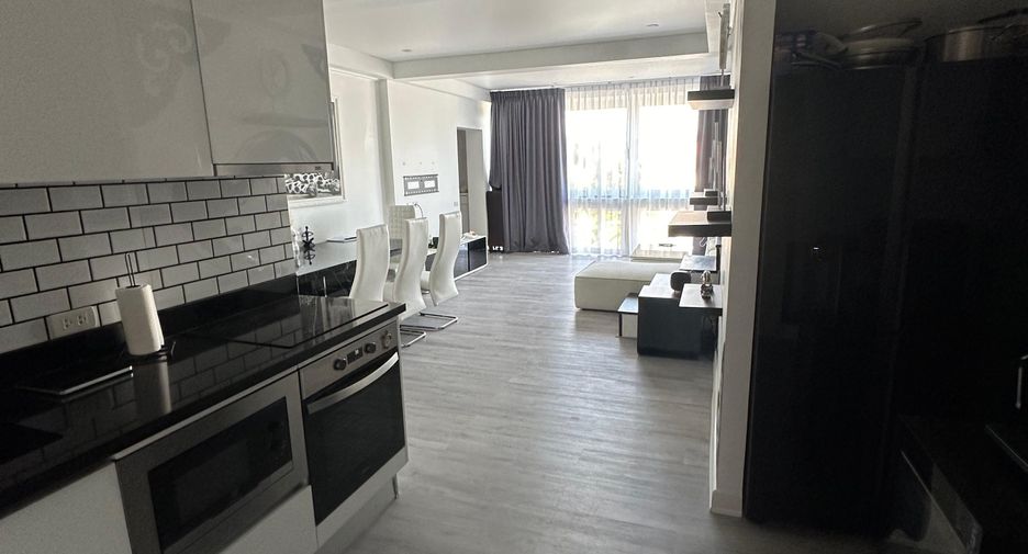 For sale 2 bedrooms apartment in Mueang Phuket, Phuket