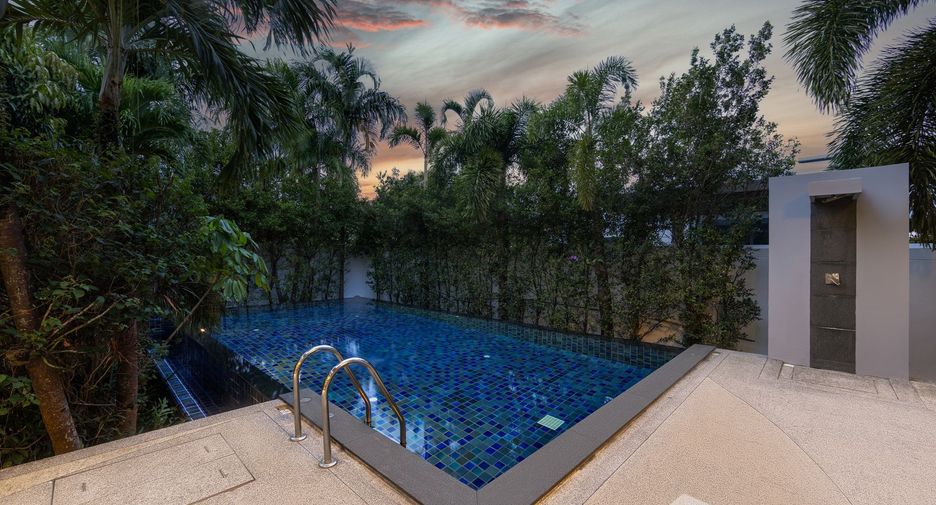 À vendre 4 chambres villa à Mueang Phuket, Phuket