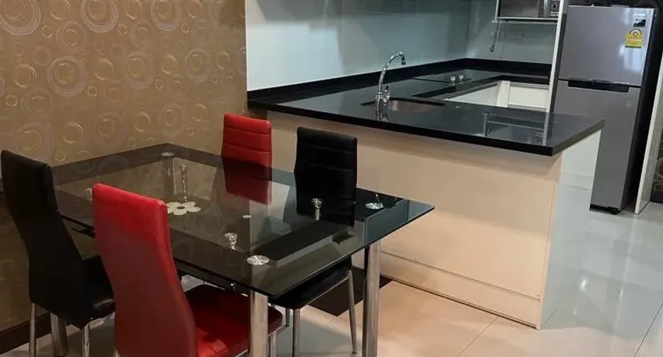 Wohnung zum Kauf und zur Miete mit 2 Zimmer in Watthana, Bangkok