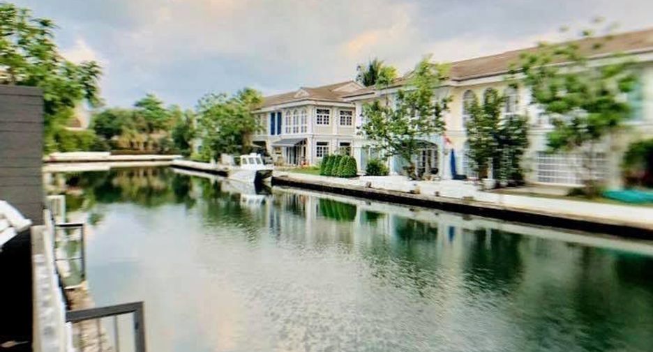 出售 3 卧室 联排别墅 在 Phuket Town, 普吉
