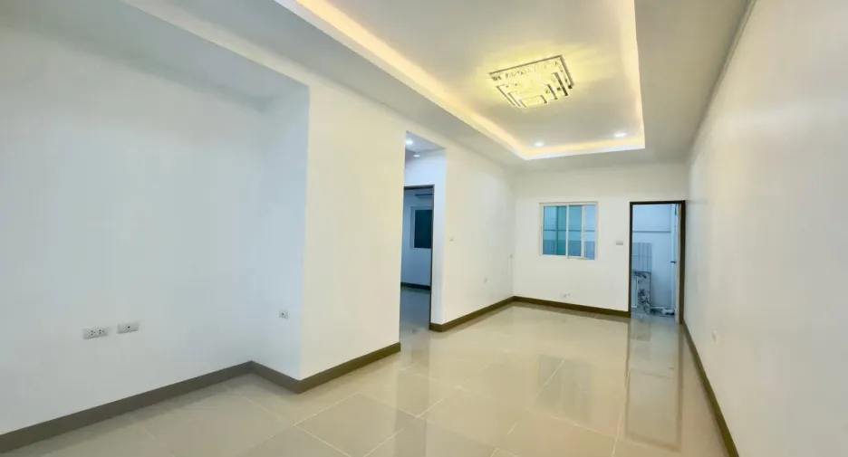 For sale 4 ベッドルーム house in Thalang, Phuket