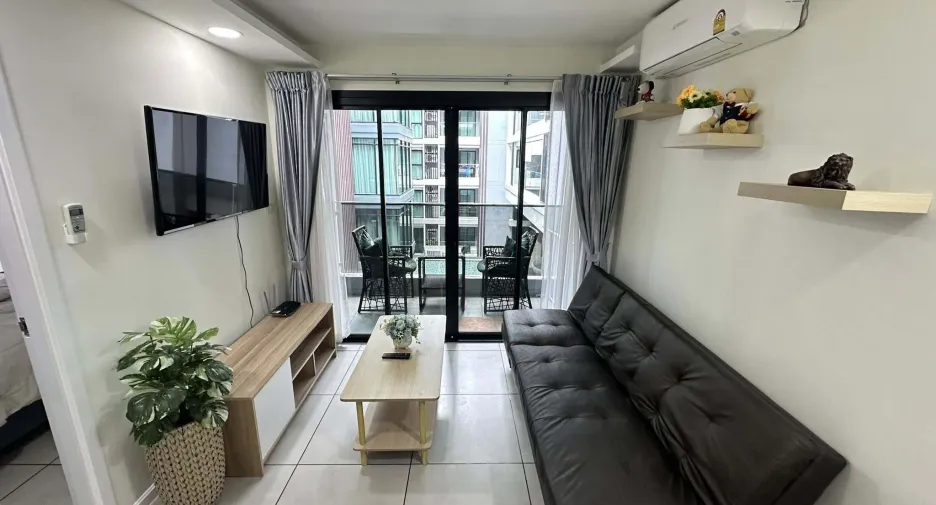 For rent 1 bed condo in Bang Lamung, Chonburi