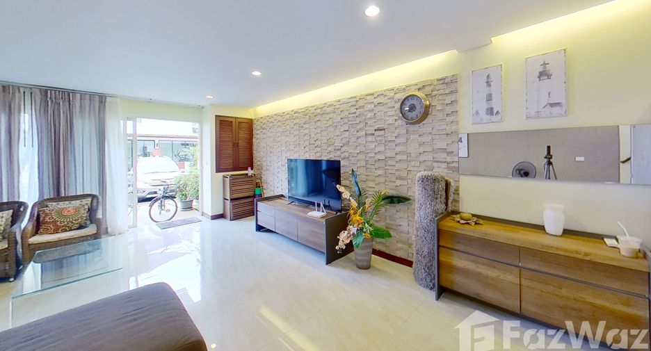 À louer 3 chambres maison de ville à Kathu, Phuket