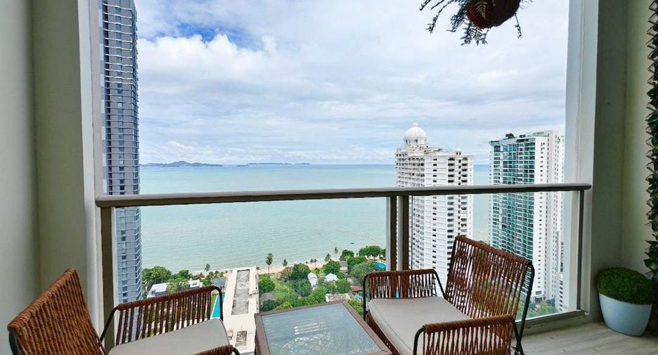 For sale 2 ベッドルーム condo in Bang Lamung, Chonburi