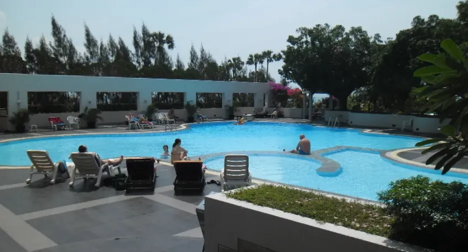 For sale そして for rent スタジオ condo in Bang Lamung, Chonburi