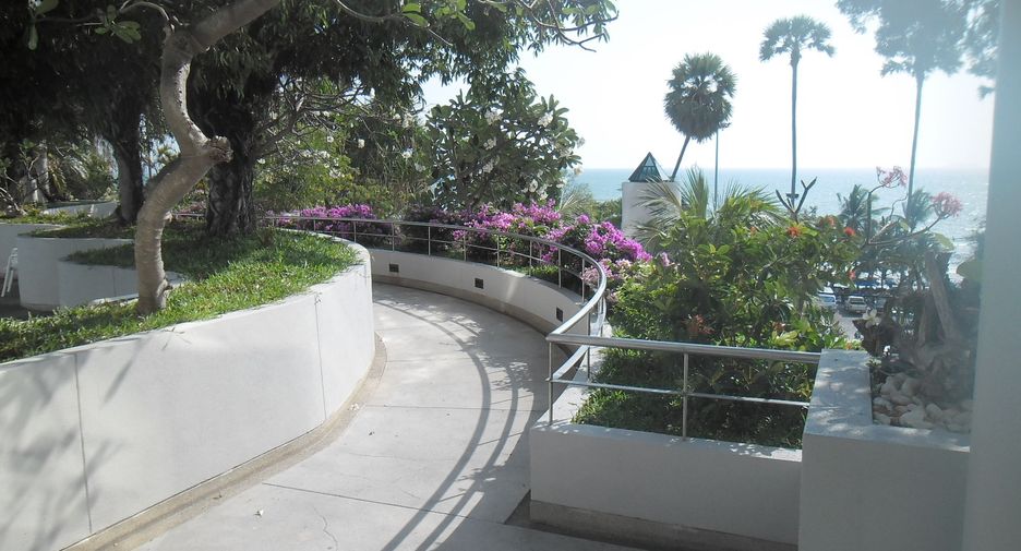 For sale そして for rent スタジオ condo in Bang Lamung, Chonburi