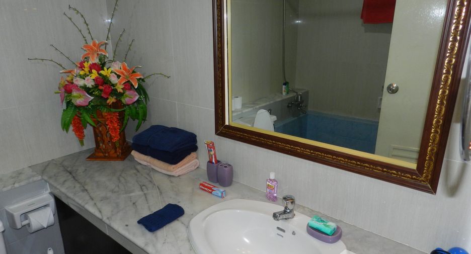 For sale そして for rent スタジオ condo in Bang Lamung, Chonburi