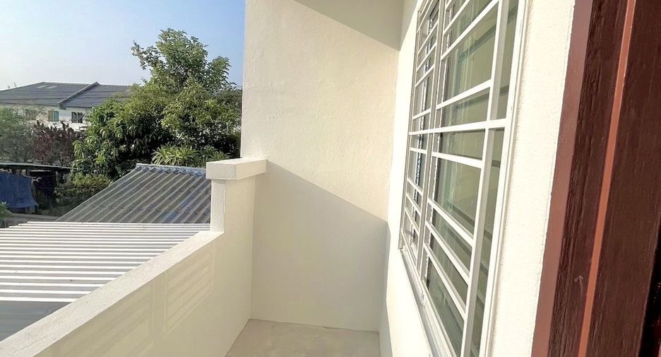 For sale 2 bedrooms townhouse in Bang Bo, Samut Prakan