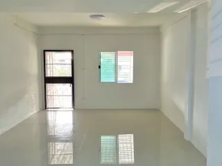 For sale 2 bedrooms townhouse in Bang Bo, Samut Prakan