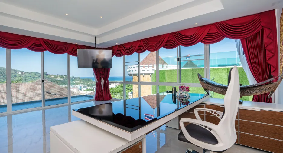 For sale 10 ベッドルーム house in Kathu, Phuket
