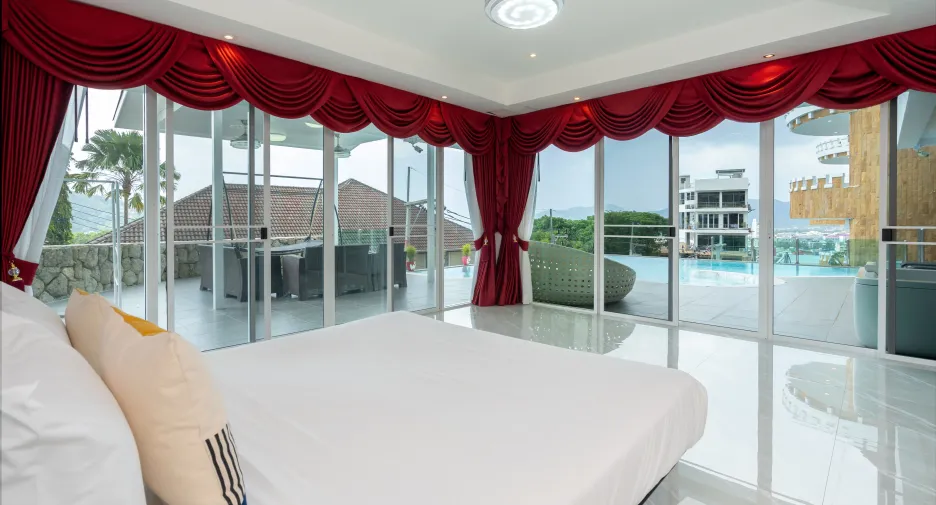 For sale 10 ベッドルーム house in Kathu, Phuket