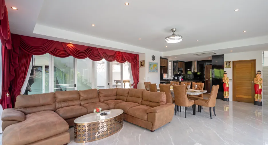 For sale 10 ベッドルーム house in Kathu, Phuket