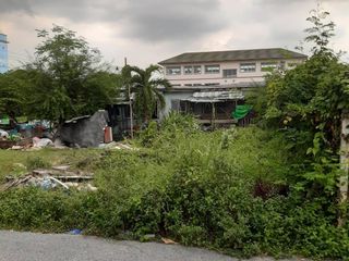 For sale land in Phra Khanong, Bangkok
