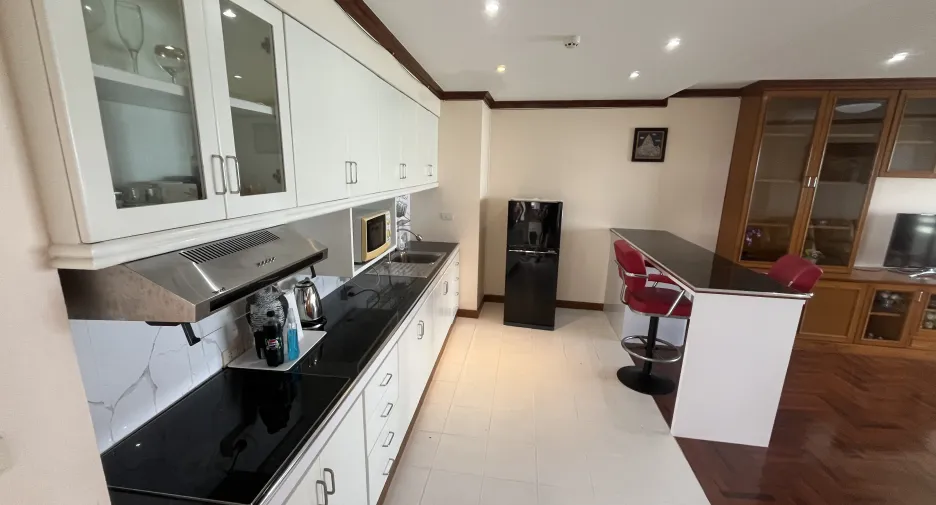For sale 1 bed condo in Ban Chang, Rayong