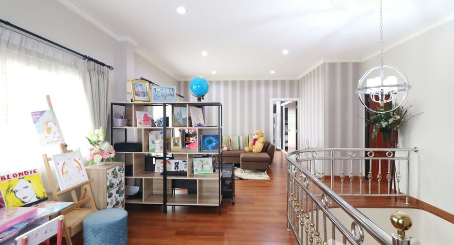 For sale 4 bedrooms house in Mueang Udon Thani, Udon Thani
