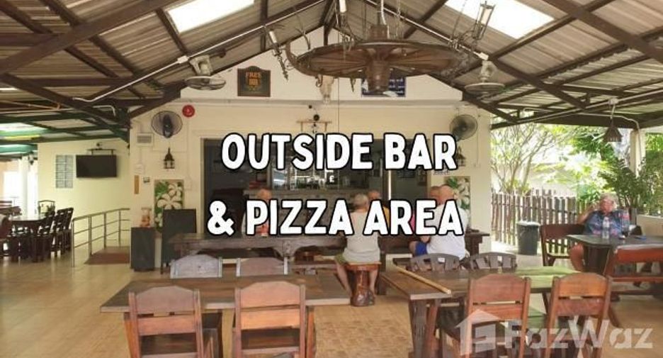 For sale 13 bedrooms hotel in Prasat, Surin