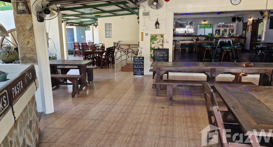 For sale 13 bedrooms hotel in Prasat, Surin