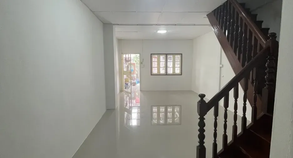 For sale 2 bedrooms townhouse in Min Buri, Bangkok