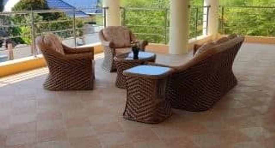 For rent 6 bedrooms villa in Mueang Phuket, Phuket