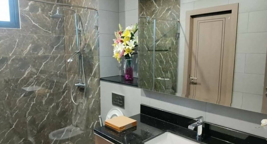 Villa zum Kauf und zur Miete mit 4 Zimmer in Bang Lamung, Chonburi