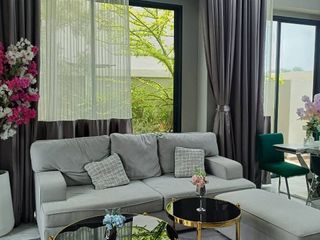 Villa zum Kauf und zur Miete mit 4 Zimmer in Bang Lamung, Chonburi