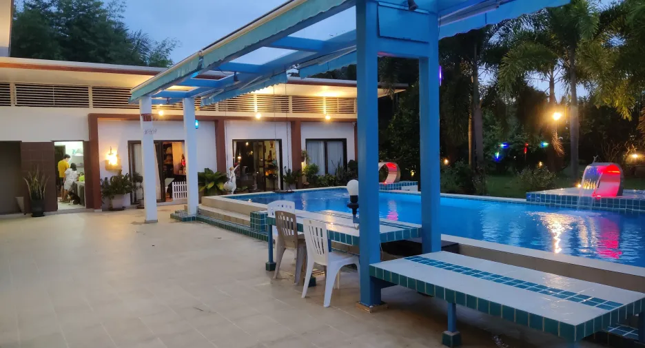 For sale 7 bedrooms house in Mueang Ubon Ratchathani, Ubon Ratchathani