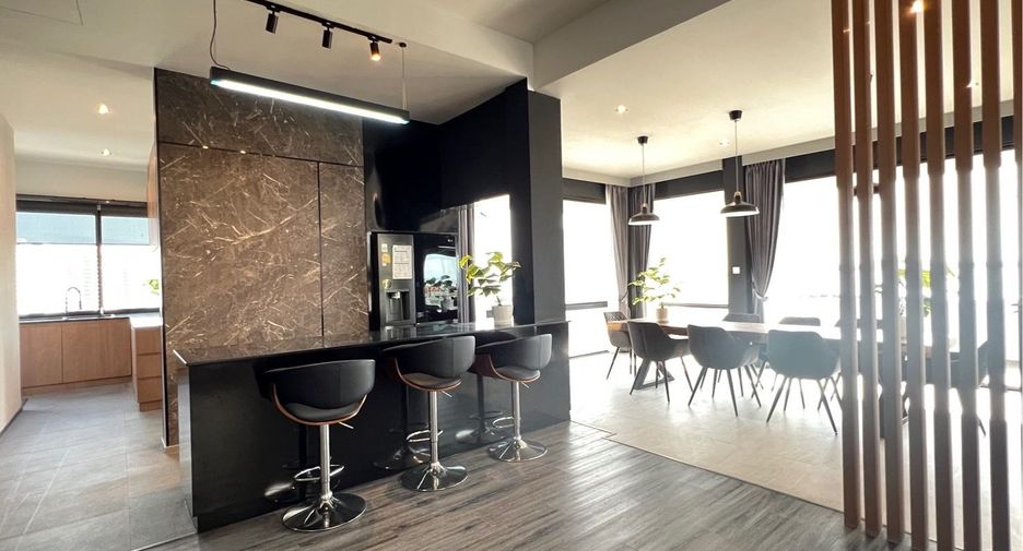For sale 5 bedrooms condo in Bang Lamung, Chonburi