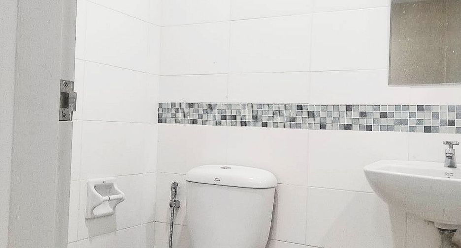 For sale and for rent 3 bedrooms townhouse in Mueang Nakhon Si Thammarat, Nakhon Si Thammarat