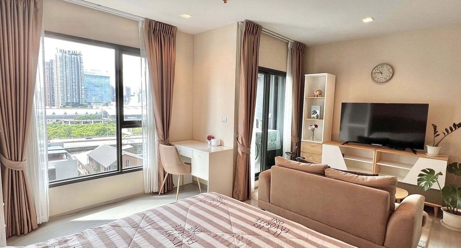 For sale studio condo in Huai Khwang, Bangkok