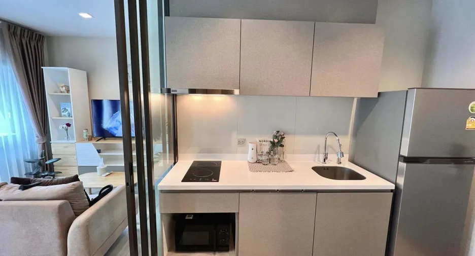 For sale studio condo in Huai Khwang, Bangkok