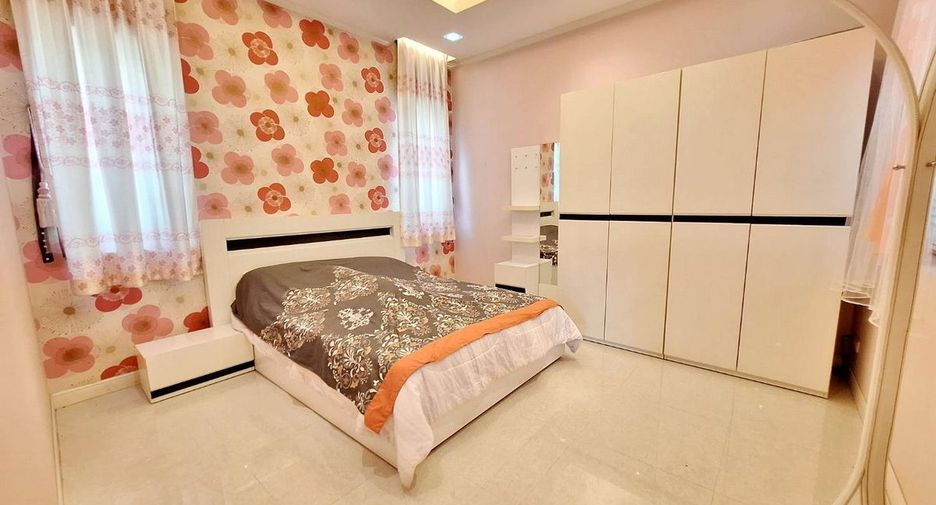 For sale 3 bedrooms house in Mueang Udon Thani, Udon Thani
