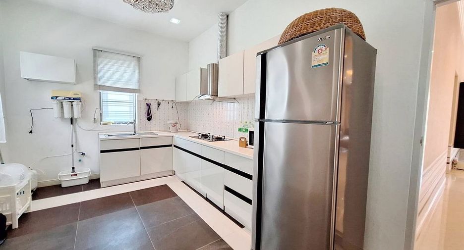 For sale 3 bedrooms house in Mueang Udon Thani, Udon Thani