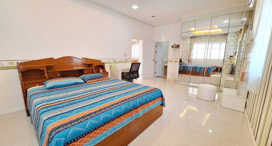 For sale 3 bedrooms house in Mueang Udon Thani, Udon Thani