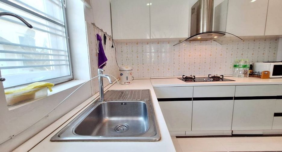 For sale 3 bedrooms house in Mueang Udon Thani, Udon Thani
