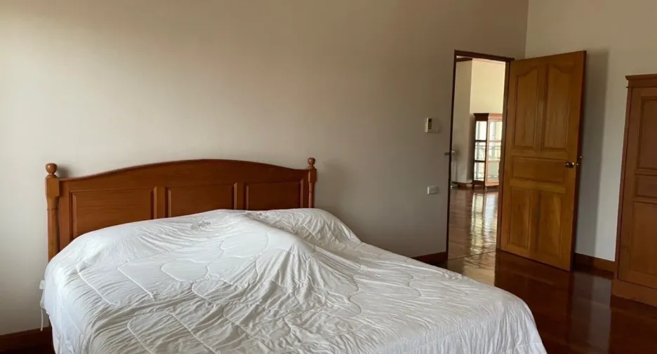 À vendre 5 chambres maison à Pran Buri, Prachuap Khiri Khan