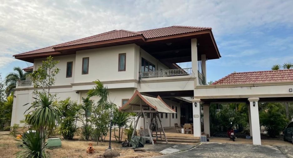 For sale 5 bedrooms house in Pran Buri, Prachuap Khiri Khan