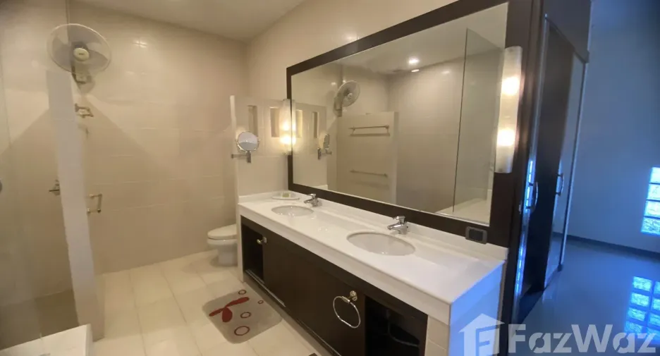 For sale 3 ベッドルーム villa in Sattahip, Chonburi