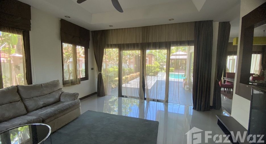 For sale 3 ベッドルーム villa in Sattahip, Chonburi