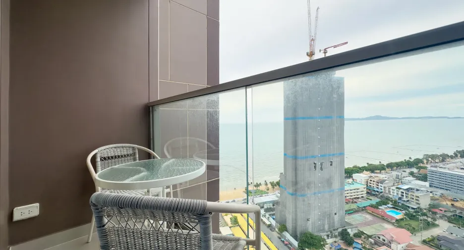 For rent 1 bed condo in Bang Lamung, Chonburi