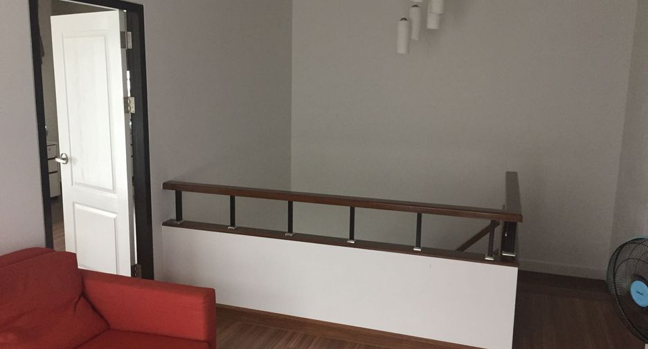 Villa zum Kauf mit 4 Zimmer in Prawet, Bangkok