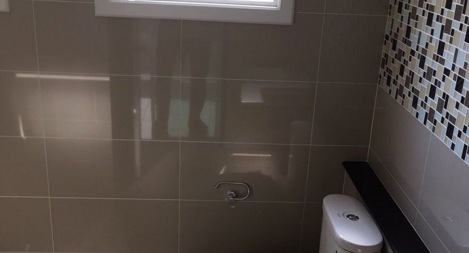 Villa en venta de 4 habitaciones en Prawet, Bangkok