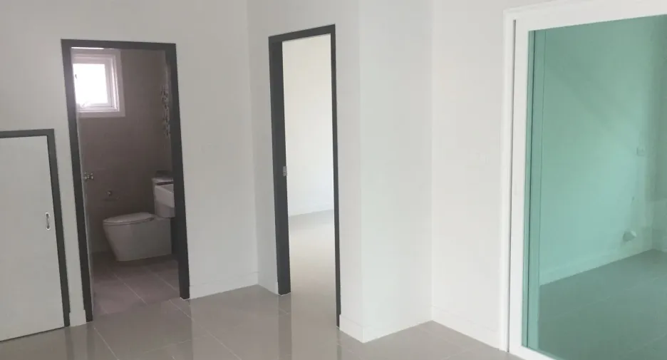 Villa en venta de 4 habitaciones en Prawet, Bangkok