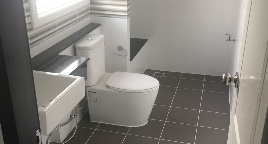 Villa zum Kauf mit 4 Zimmer in Prawet, Bangkok