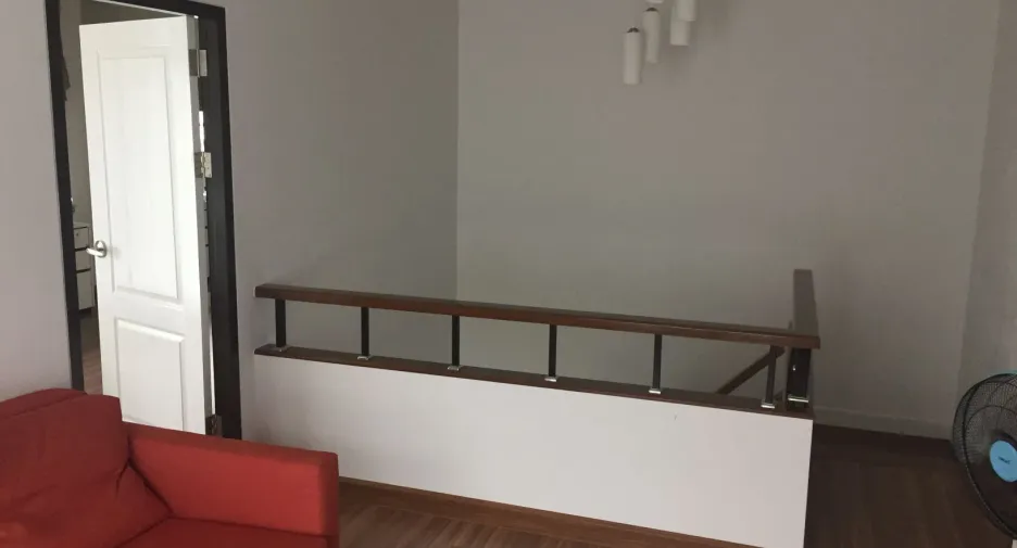 Villa en venta de 4 habitaciones en Prawet, Bangkok