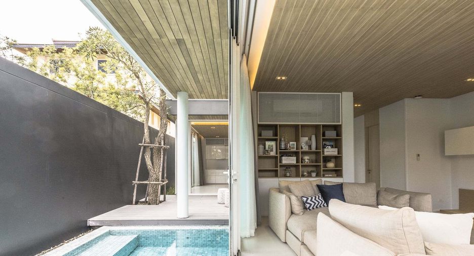 Villa en alquiler de 3 habitaciones en Bang Lamung, Chonburi
