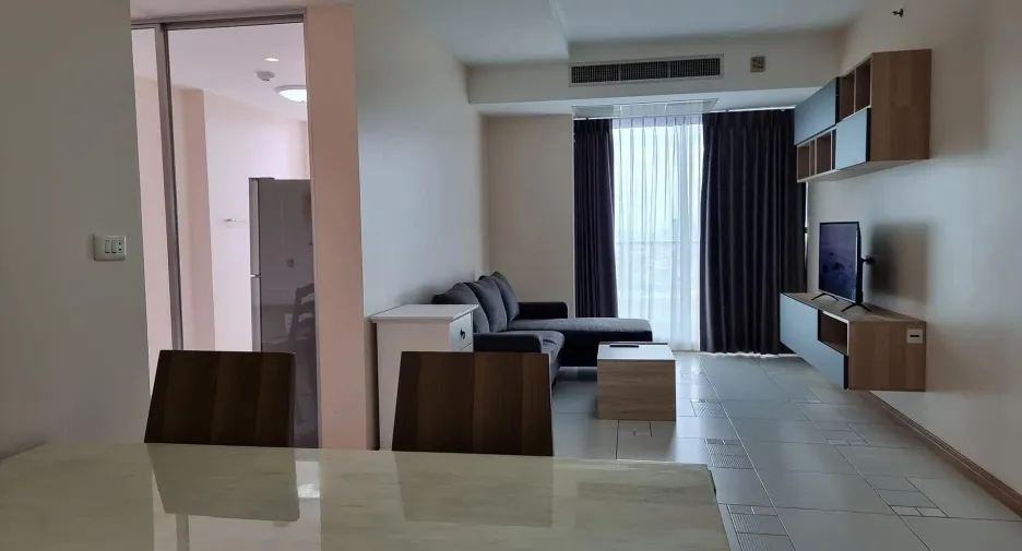 出售 和 出租 2 卧室 公寓 在 Khlong San, 曼谷