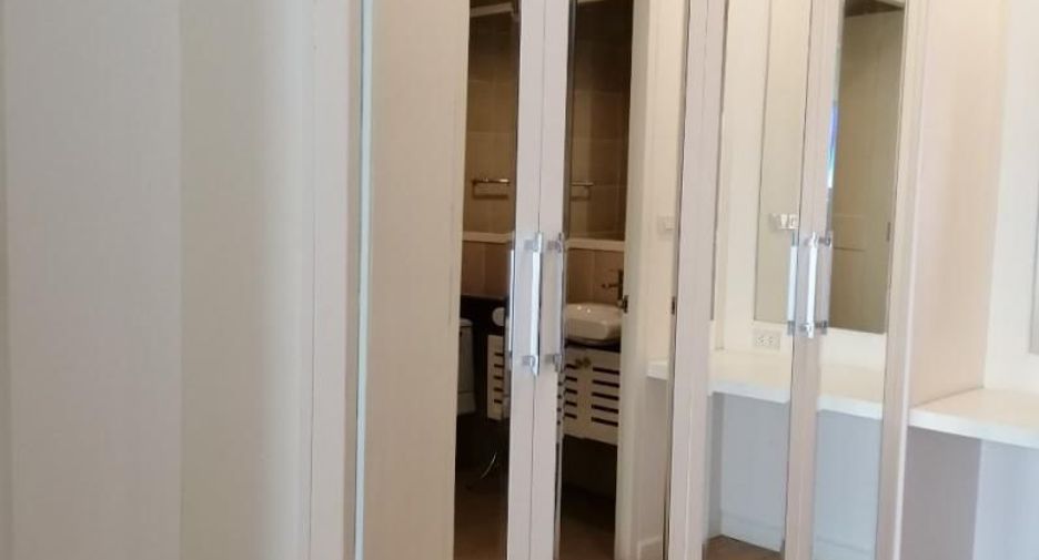 For rent 2 bedrooms condo in Bang Lamung, Chonburi