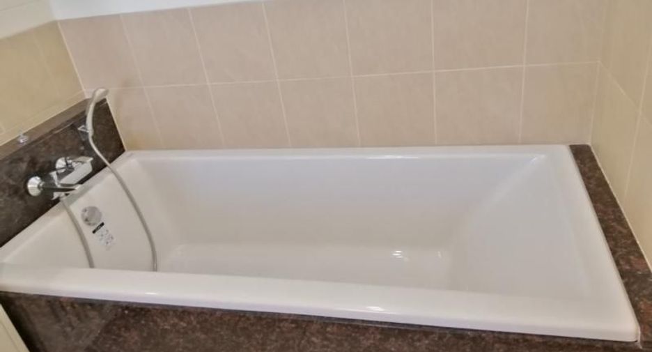 For rent 2 bedrooms condo in Bang Lamung, Chonburi