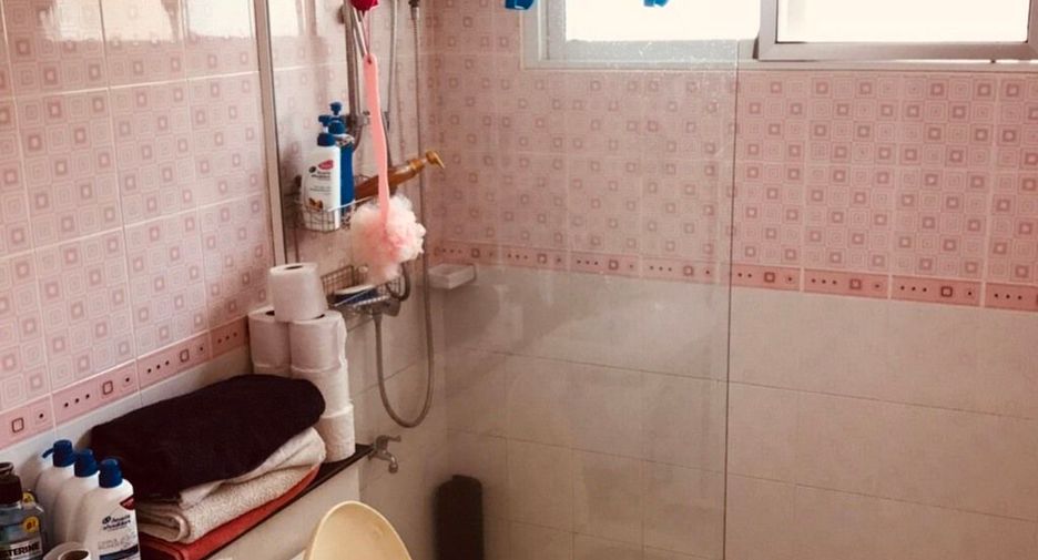 Продажа 4 спальни дом в Mueang Chon Buri, Чонбури